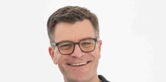 Interview mit András Puskás von der Zahnärztekasse AG „Man muss sich fragen: Wofür will ich meine Arbeitszeit einsetzen?“